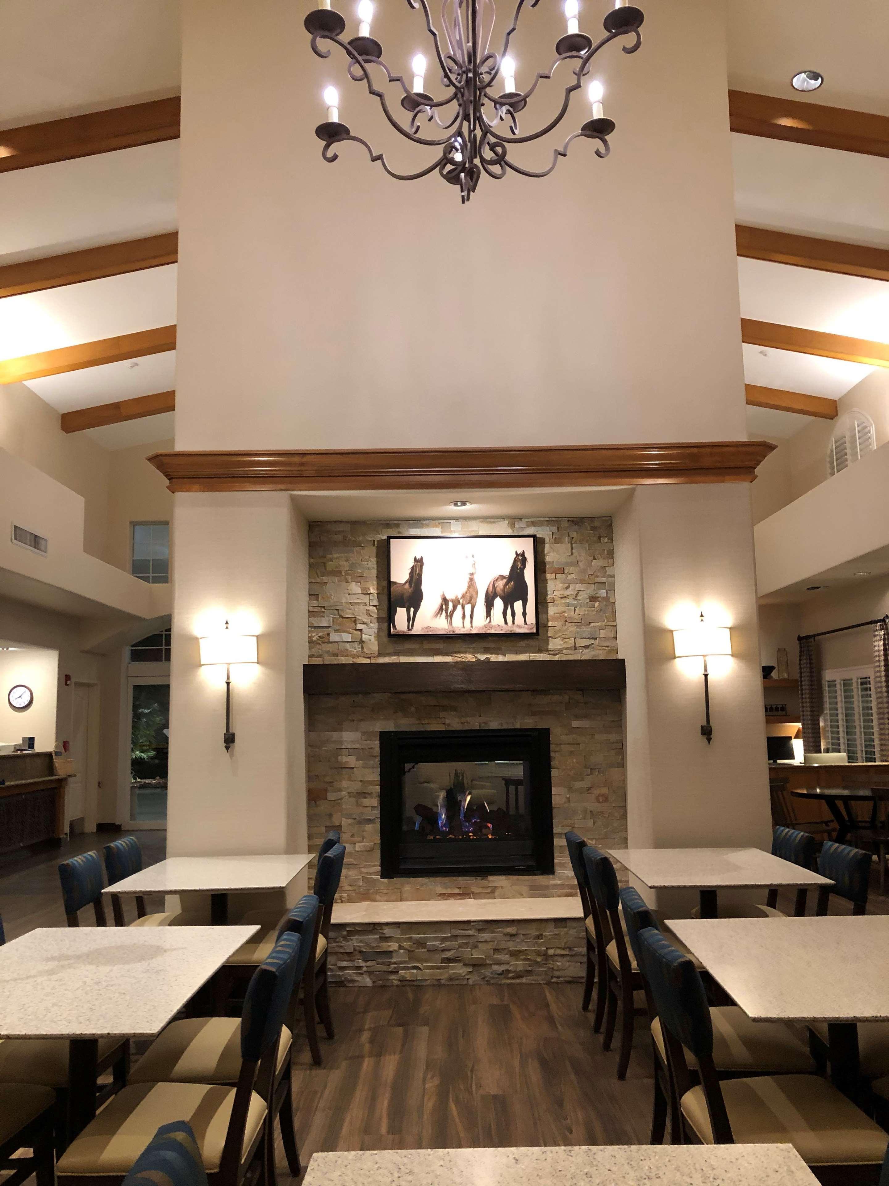 Best Western Plus A Wayfarer'S Inn & Suites Kingman Eksteriør bilde