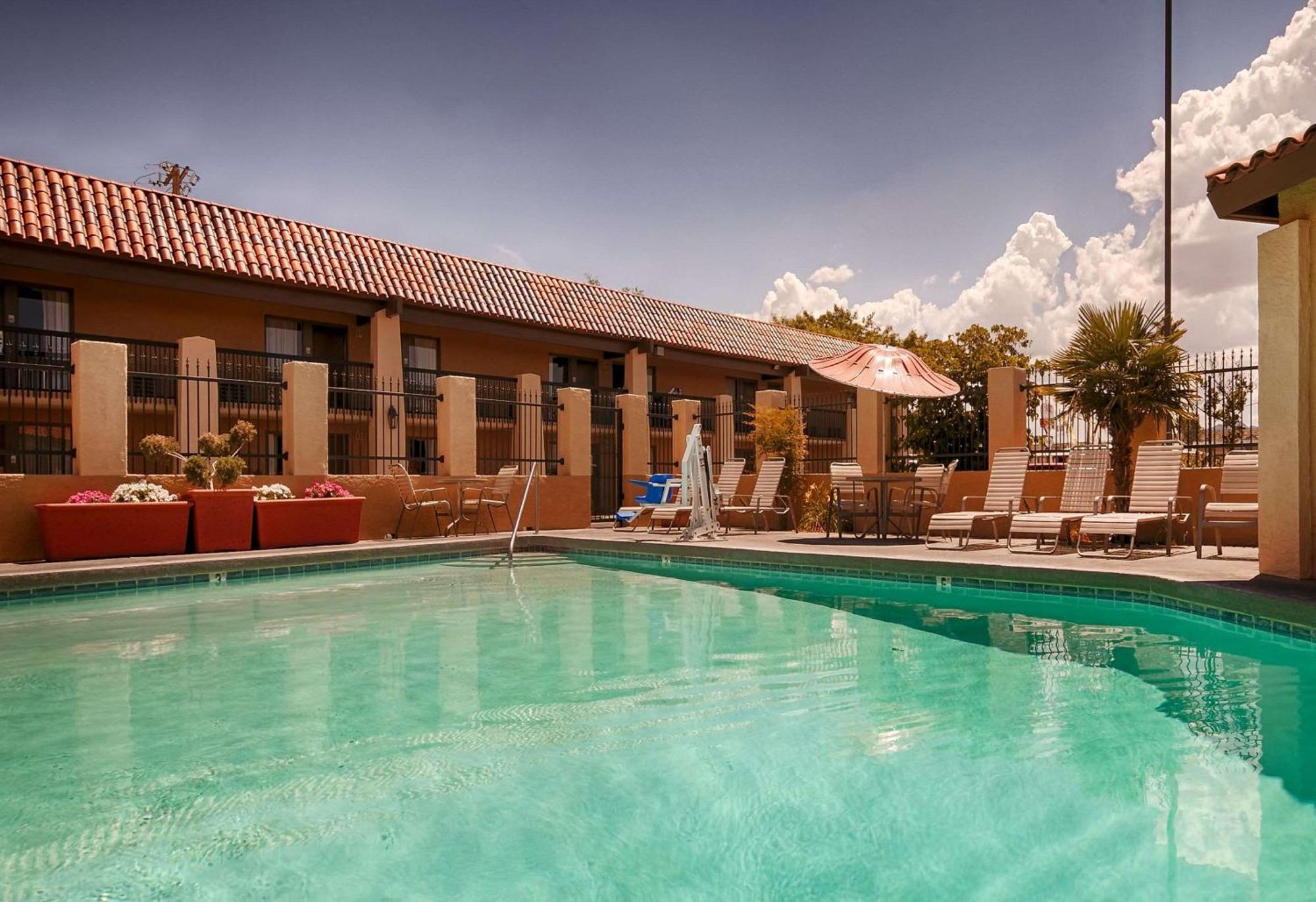 Best Western Plus A Wayfarer'S Inn & Suites Kingman Eksteriør bilde