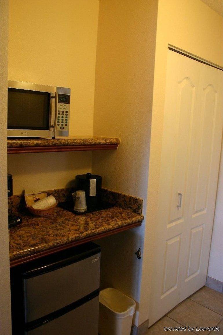 Best Western Plus A Wayfarer'S Inn & Suites Kingman Rom bilde